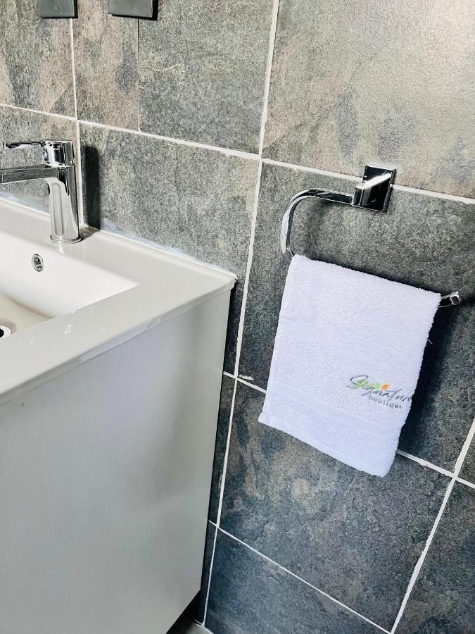 Signature Boutique Guesthouse Μαούν Εξωτερικό φωτογραφία